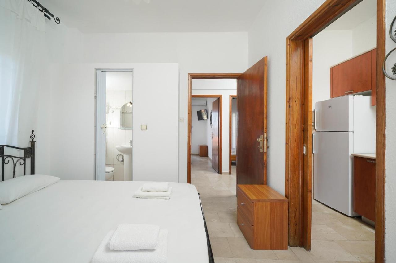 Studios Garifalia Đảo Amolianí Ngoại thất bức ảnh