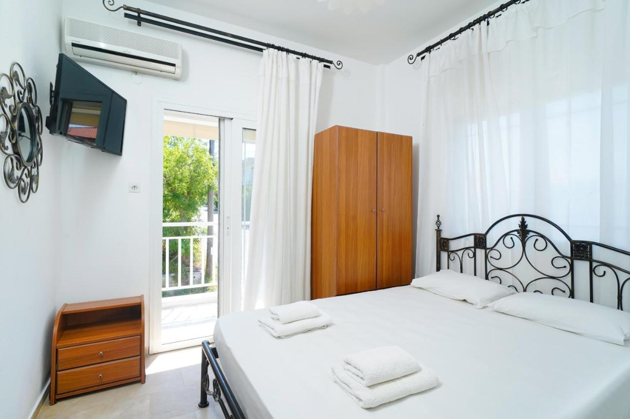 Studios Garifalia Đảo Amolianí Ngoại thất bức ảnh